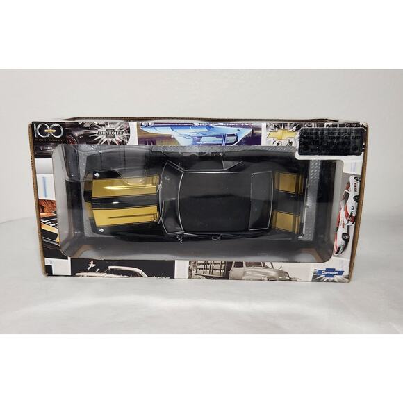M2 Machines '69 Chevrolet Camaro Z/28 RS Premium Ed. 1:24 Scale Die-Cast New - Picture 3 of 7
